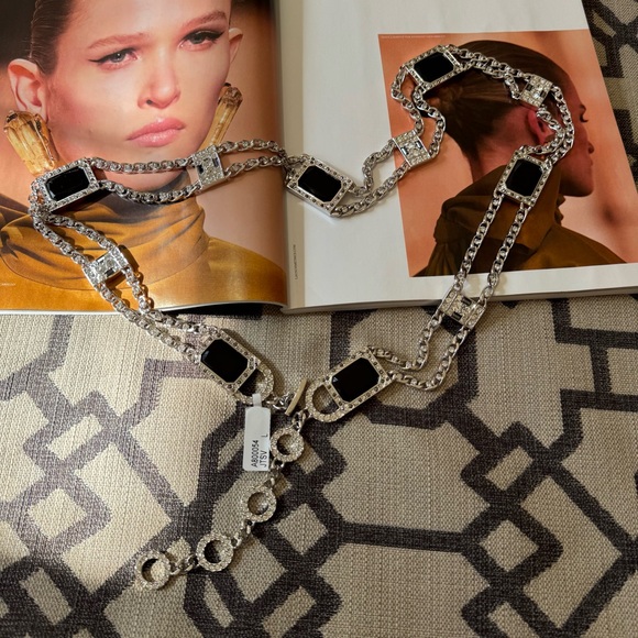 NEW St. John Swarovski Halo Crystal Chain Belt Black Stones Emerald Cut Silver main image 16